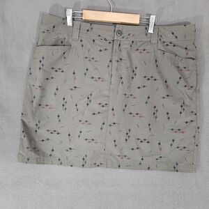 Eddie Bauer Womens Size 16 Athletic Skort Olive Green Arrow Print Pockets